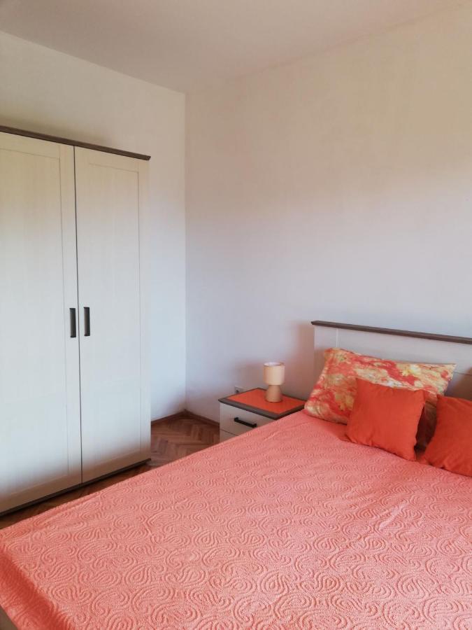 Apartment Marina Malinska Bagian luar foto