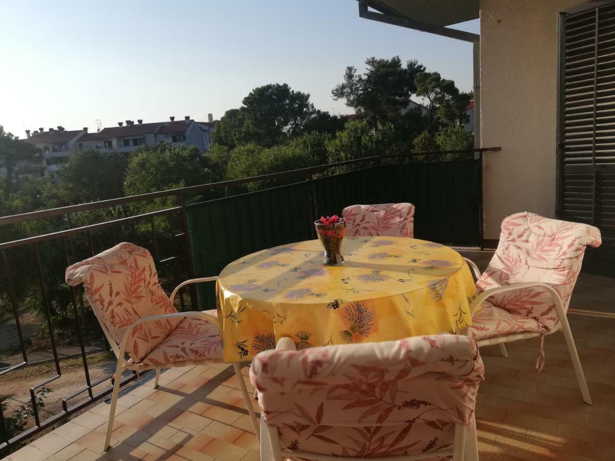 Apartment Marina Malinska Bagian luar foto